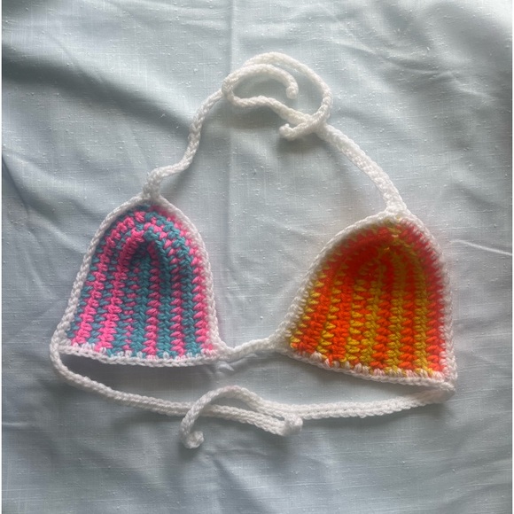 Handmade crochet bikini top - Picture 2 of 2